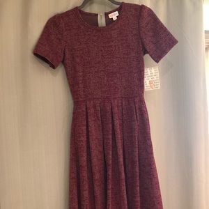 XS Amelia Dress- Lularoe